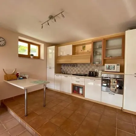 La Casa Del Sole Mansarda Apartman *